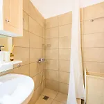 Theasea Apartment